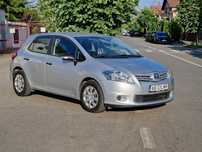Toyota Auris Facelift 1,3 i benzina 2011