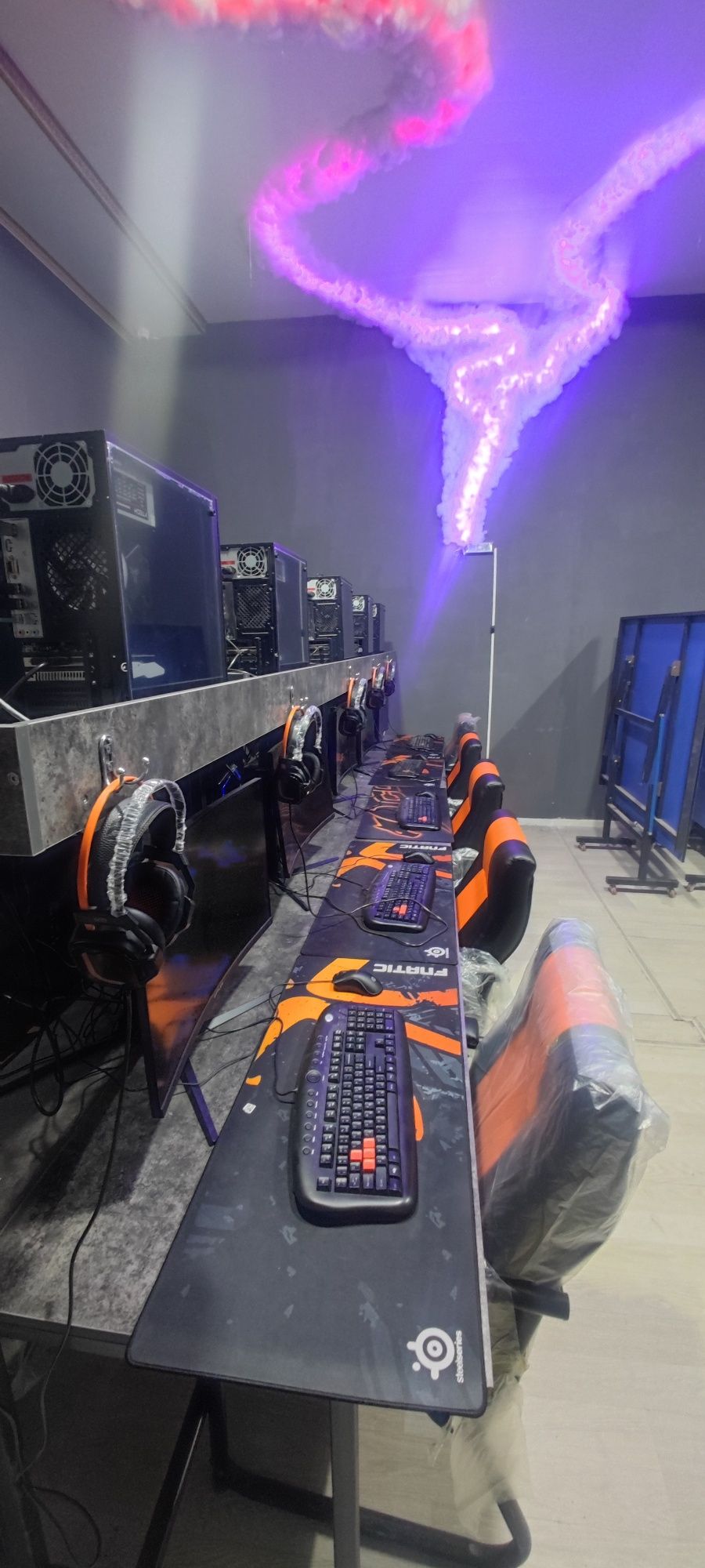 Game Club Uchun 10ta Kompyuter