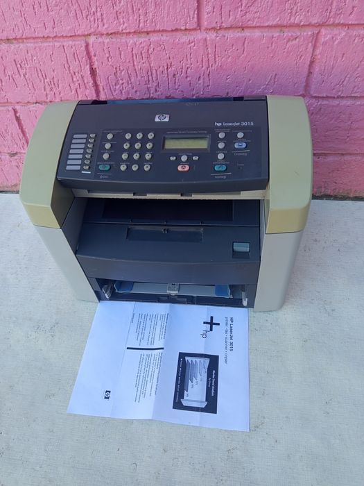 Продаётся . МФУ принтер - сканер- ксерокс . .