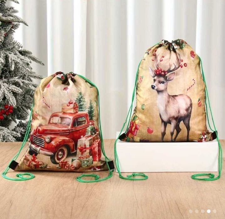 Коледни подаръчни торбички/чантички