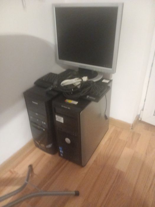 Vând pc+ 2 unități