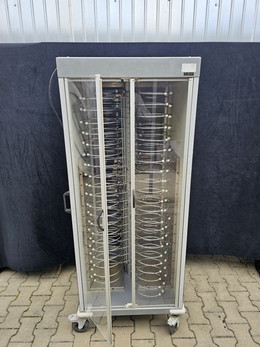 Vitrina calda pentru 88 farfurii