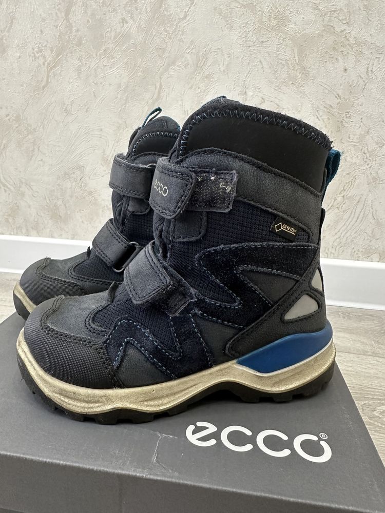 Ботинки зимние ECCO размер 28