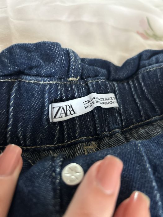 Pantaloni scurti  de blug Zara, Xs
