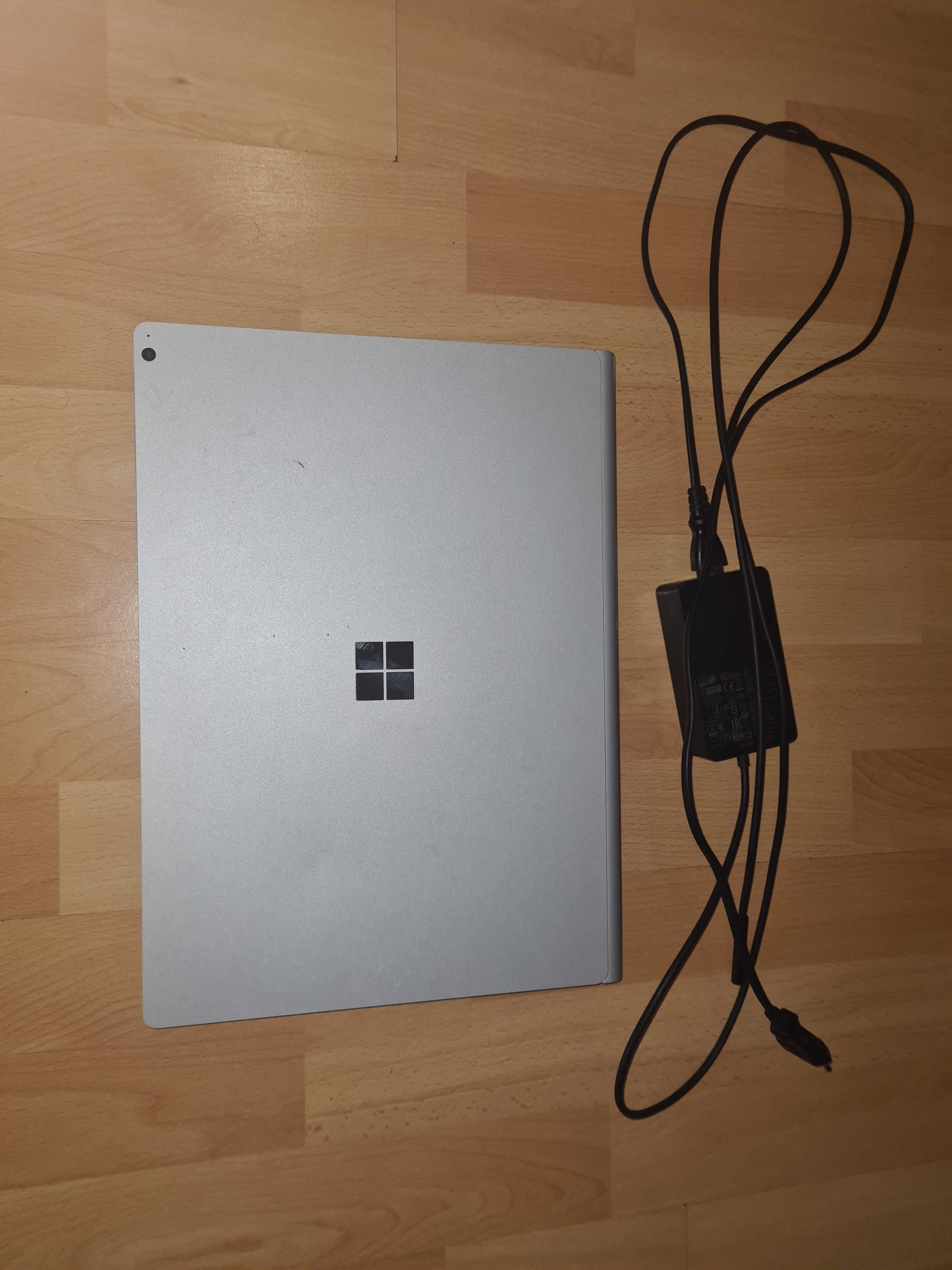 Microsoft Surface Book 3 15",i7-1065G7,32GB RAM,2TB SSD Utilizat