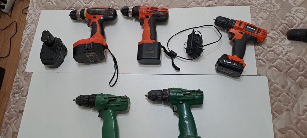 Шуруповёрты в отличном состоянии инструменты бизнес