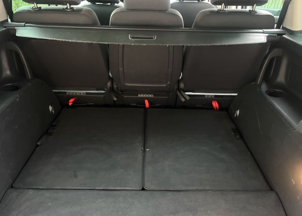 Rulou retractabil VW Touran in perfectă stare