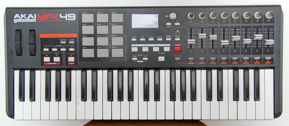AKAI Professional MPK 49 - Claviatură MIDI Profesională