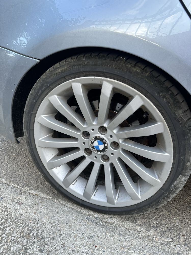 Vand /schimb jante r18 bmw