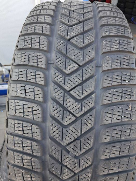 Anvelope Iarna Pirelli SottoZero 255 45 19