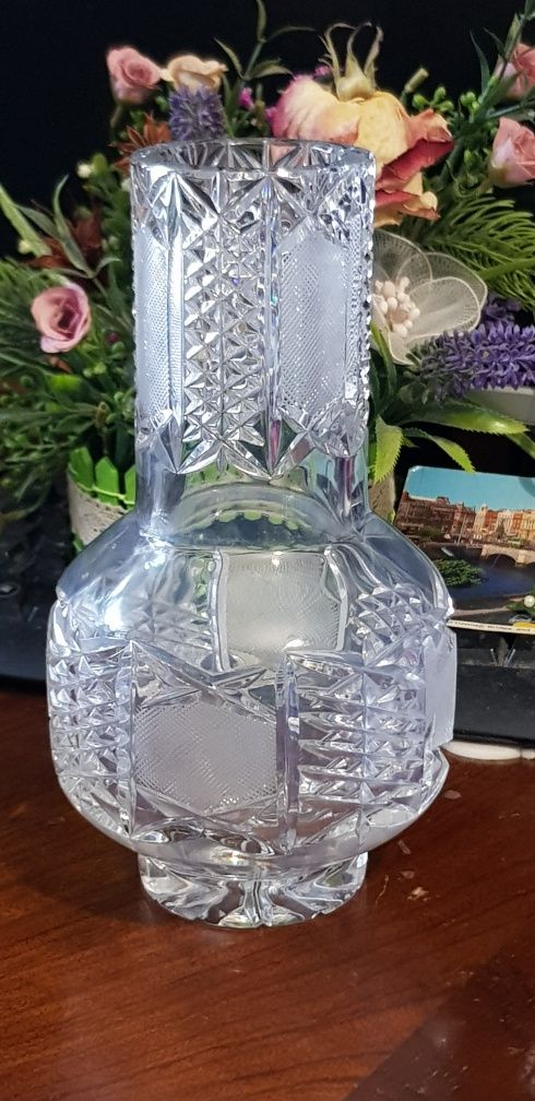 Vaze si platouri din cristal
