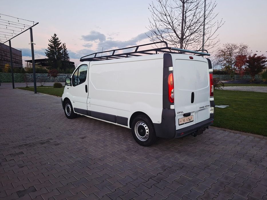 Renault Trafic, Opel Vivaro