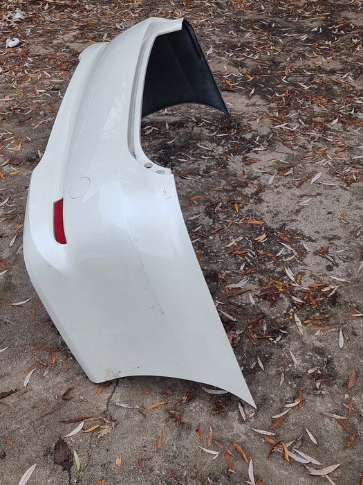 Бампер задний на Toyota Estima