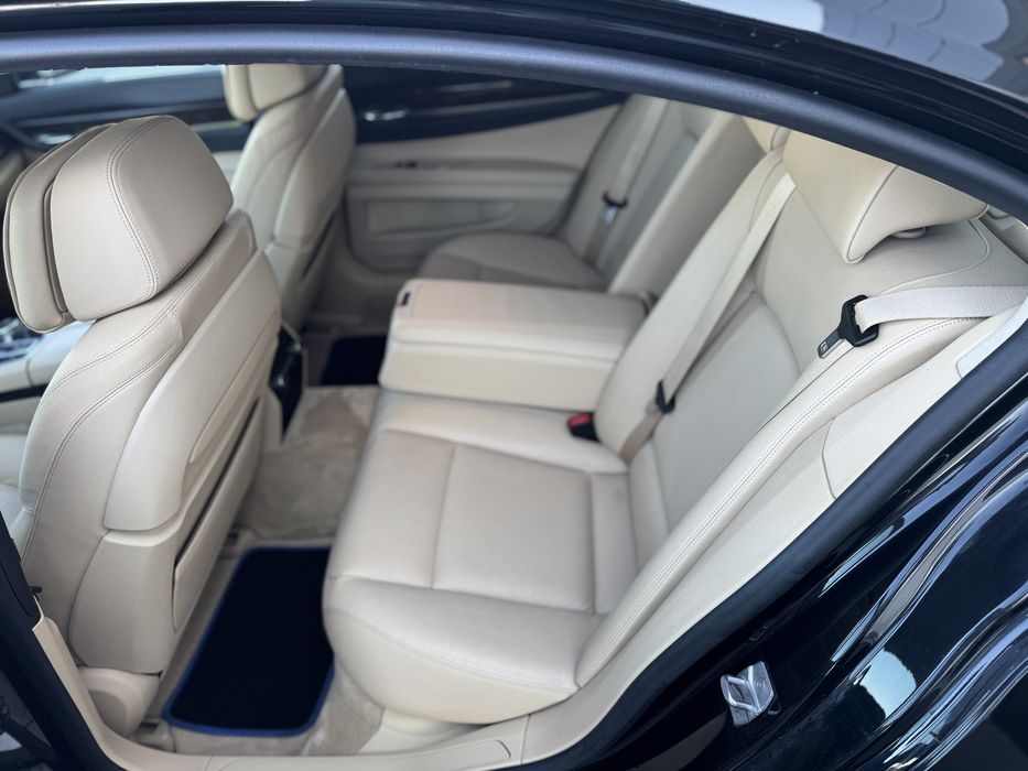 Vand BMW 730 cu Factura. TVA deductibil