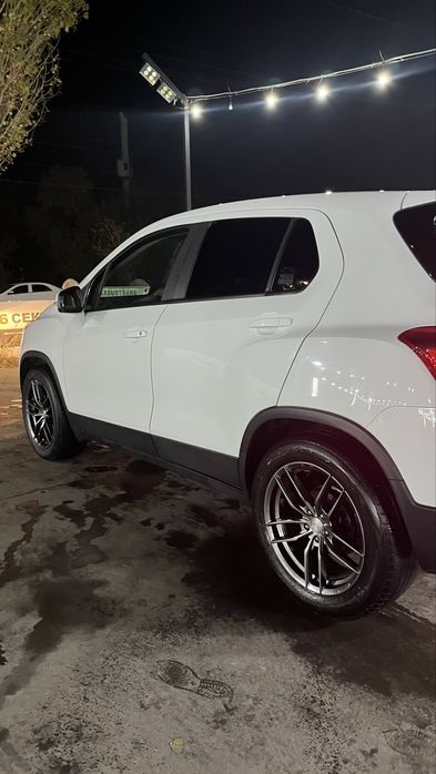 Продается Chevrolet Tracker 1