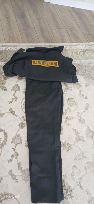 Продам  форму охранника