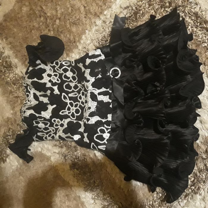 Официална рокля един път носена