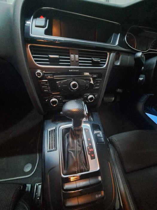 Dezmembrari  Audi A4 B8 2.0 TDI automata cod motor  CGL 2012 -2015