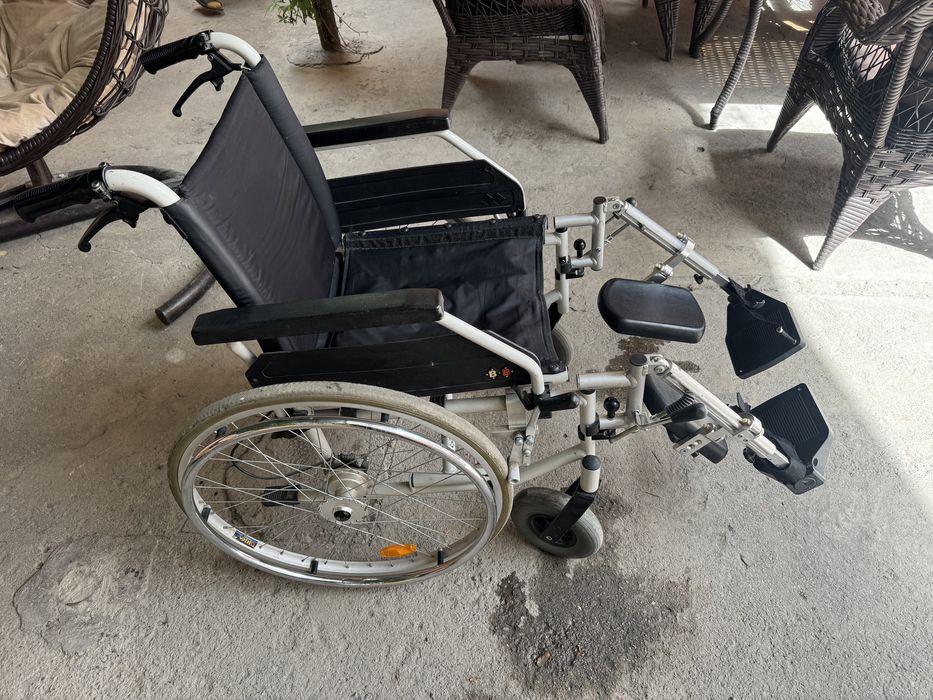 Продается инвалидная коляска