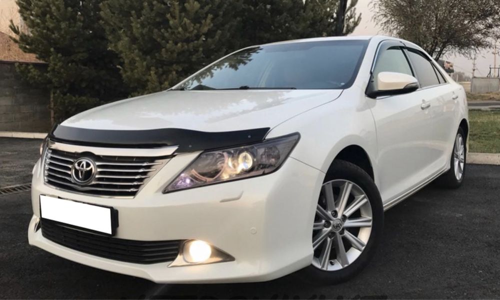 Дефлектор капота Toyota Camry с 2011 по 2014