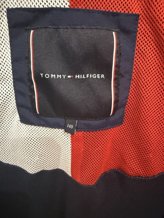 Jacheta Tommy Hilfiger 10 ani, 140cm