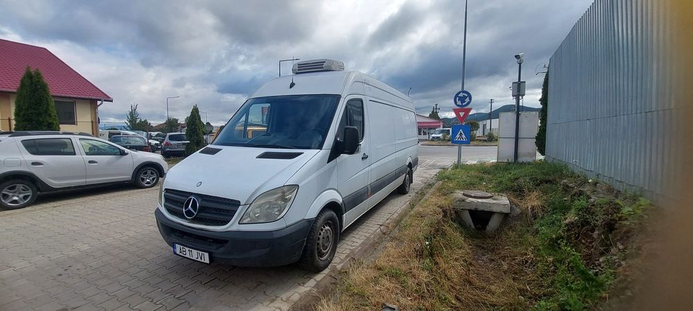 Mercedes Sprinter 319 frigorific 3.0v6