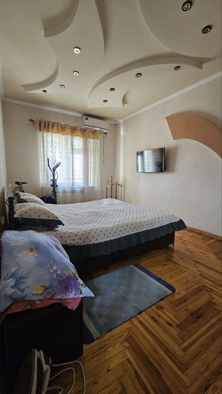 Продаётся 4х комнатная квартира, Паркентский, Корзинка