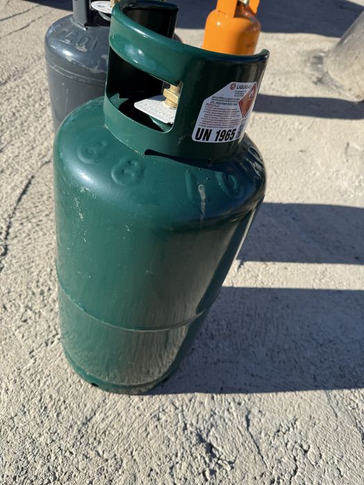 Газови бутилки (италия)