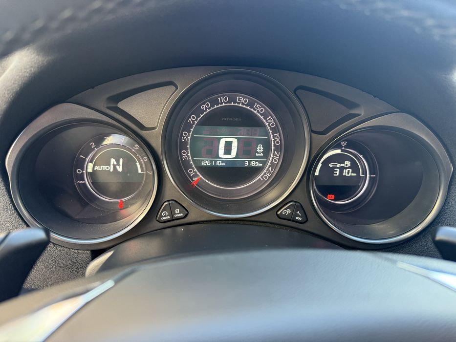 Citroen C4 - cutie pilotata