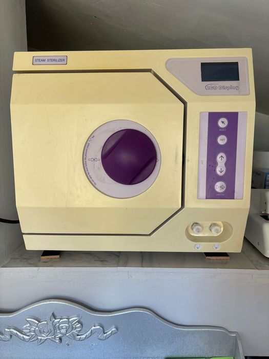 Vând sterilizator clasa B, 23l