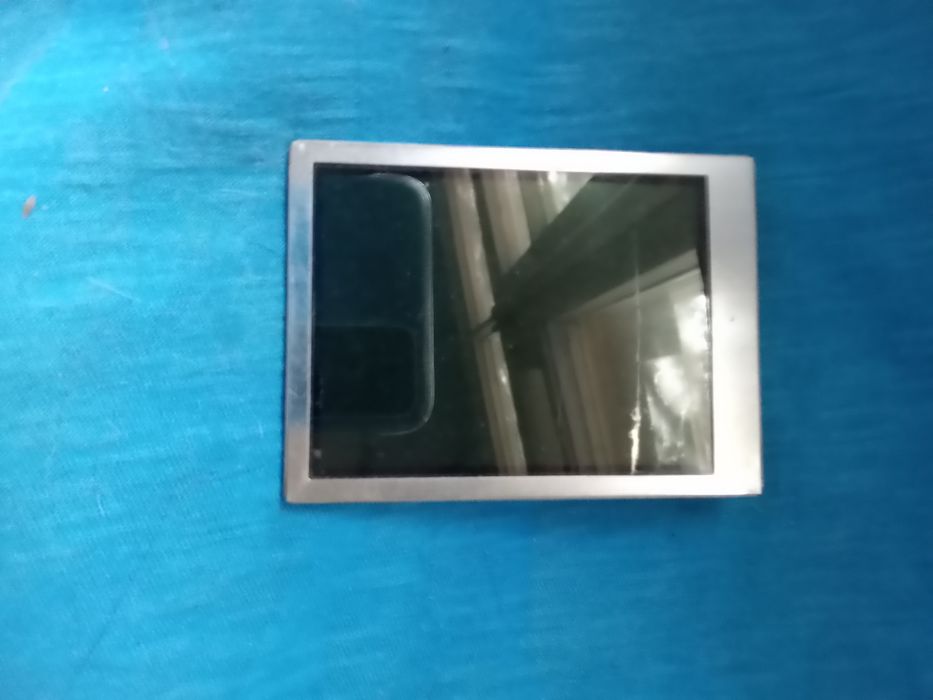 Экран от телефона новый.