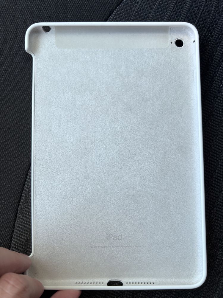 iPad mini 4 Silicon Case & Smart Cover Originale