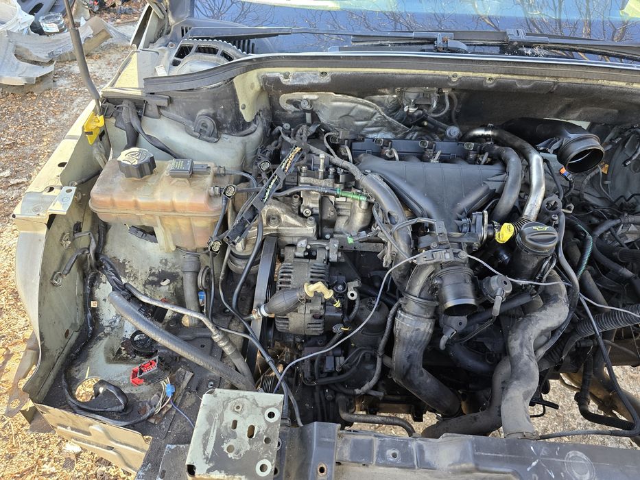 Peugeot 407 седан Пежо за части на части 2.0 HDI 136 RHR дизел