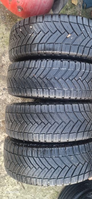 Jante cu cauciucuri 215 65 16c