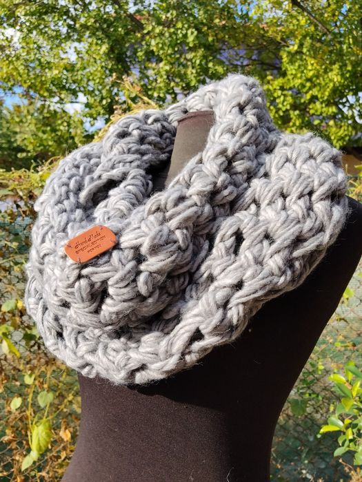 Ръчно изплетени шалове