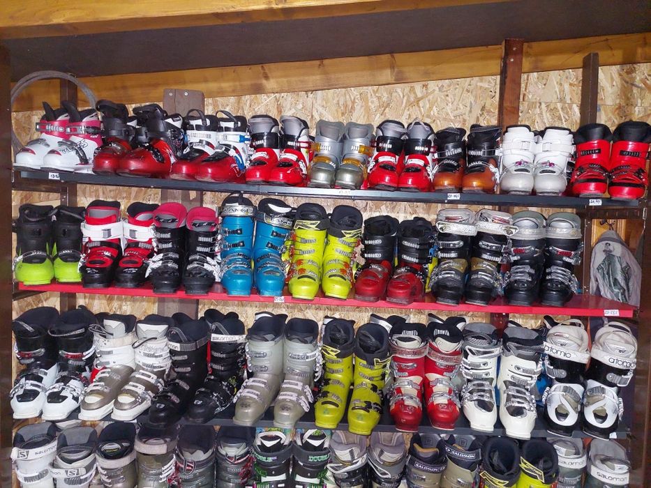 Clăpari copii și adulți