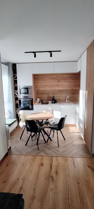 Продава се напълно нов, луксозно обзаведен апартамент във Велинград