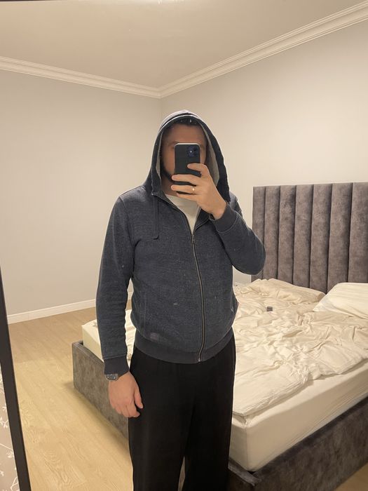 Худи на молнии Hayas