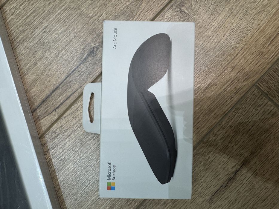 Microsoft Surface Pro 9 i7 / 16GB / 256GB / 120 Гц 2.8K экран.