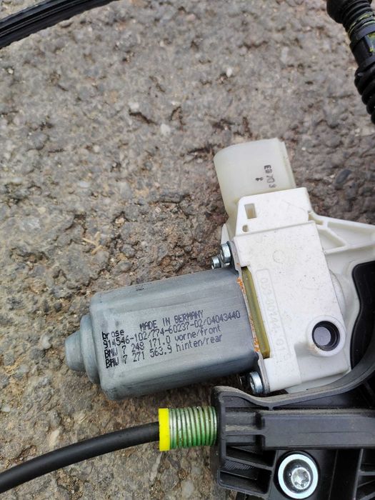 Macara electrica si geam stanga fata BMW seria 5 F10