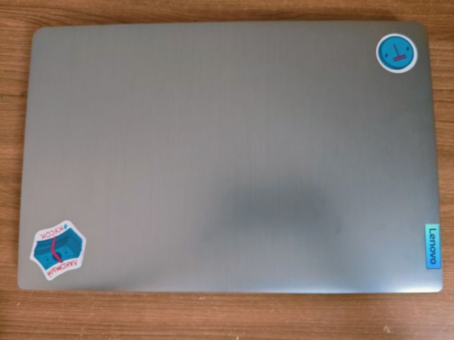 Продаю ноутбук IdeaPad 3 15IAU7