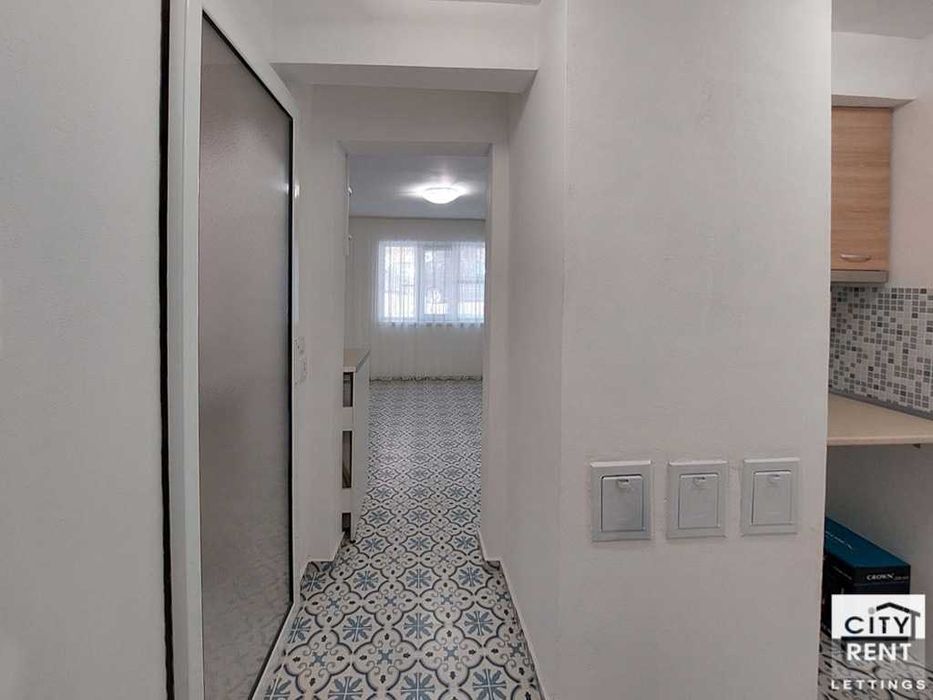 Дава се под наем Едностаен апартамент в Велико Търново, Център - 22 кв.м за 200 € - Снимка #7