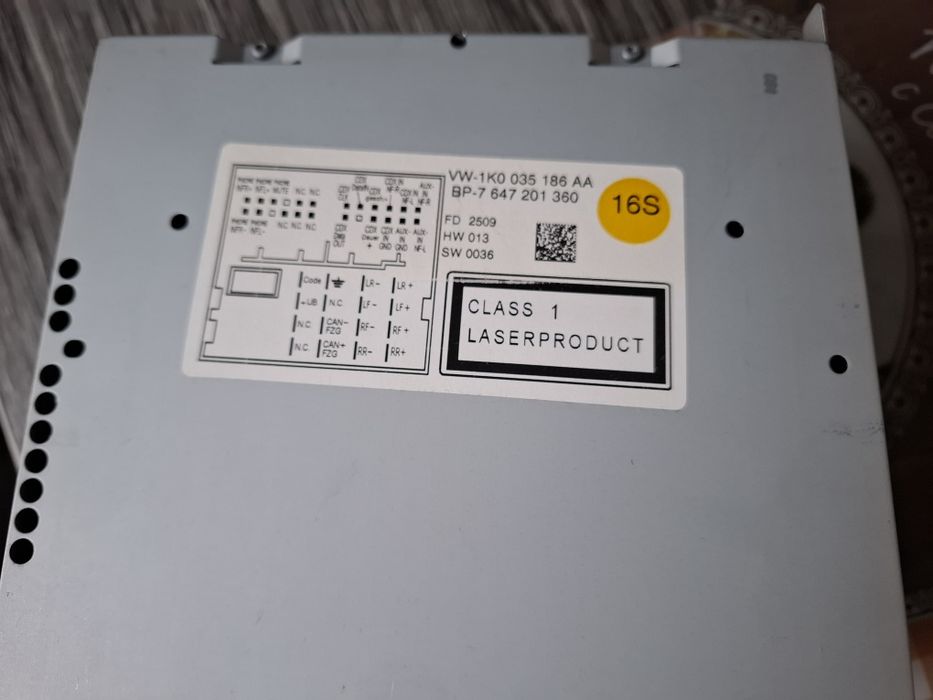 Медия със CD за VW