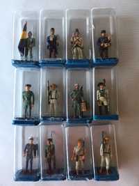 Колекция метални войници в кутии - ръчно оцветени.