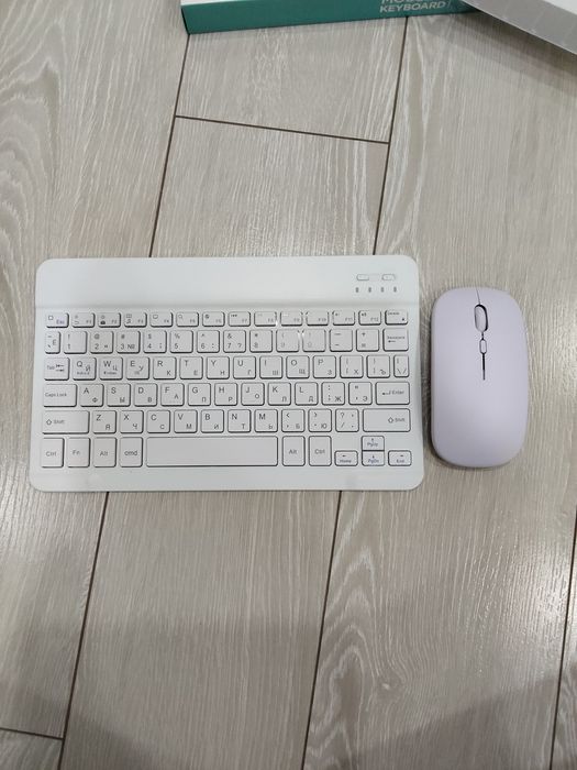 Bluetooth li Mishka va klaviatura sotiladi