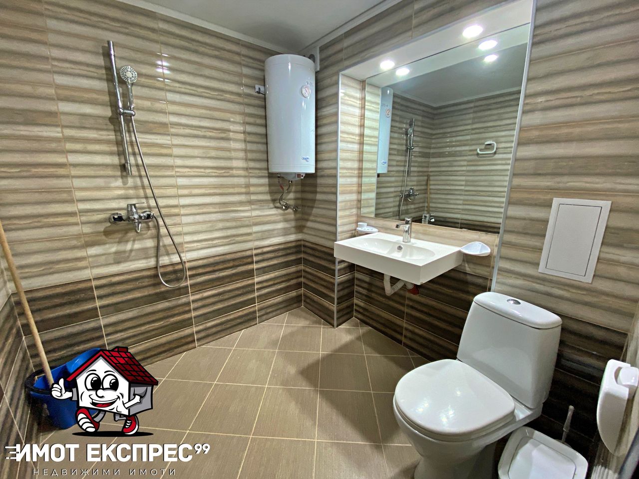 Продава се Двустаен апартамент в Асеновград - 70 кв.м за 6 €/кв.м - Снимка #13
