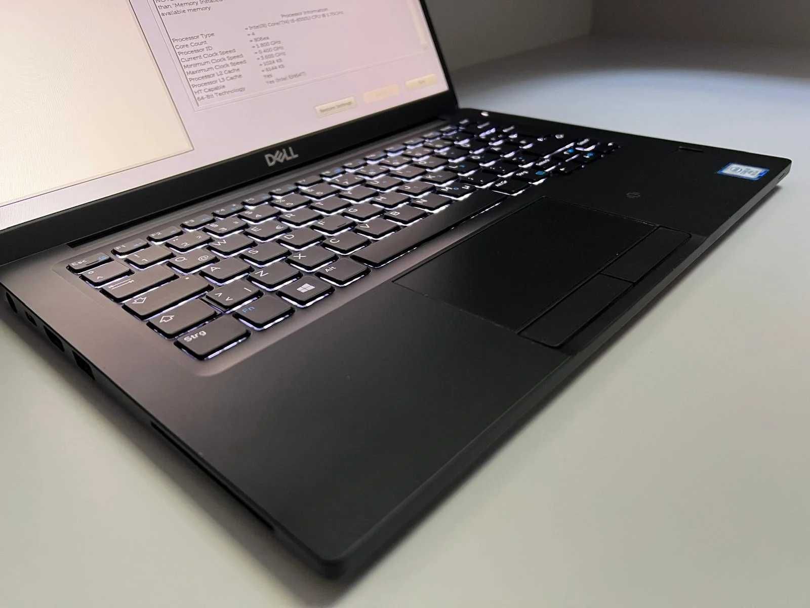 Laptop SH Dell Lat 7390 i5-8350U 16GB Ram NVME 512GB bat noua touch