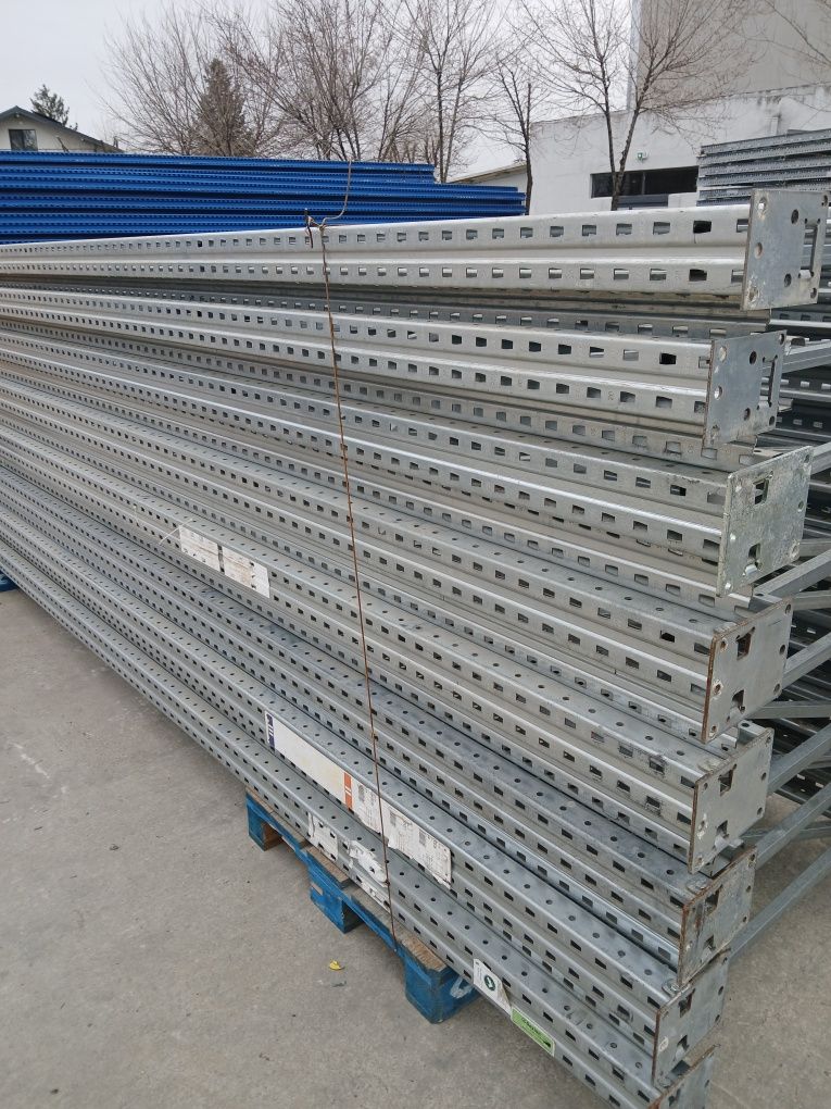 Avem rafturi de vânzare producător Dexion picior zincat sau albastru