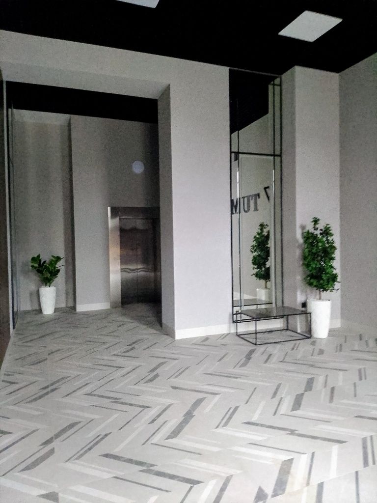 Продам 2 ком кв 86 м2  2024 г. п. в районе центр. рынка дом премиум кл