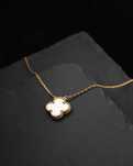 Златно дамско колие с детелина от бял седеф, Van Cleef & Arpels VCA